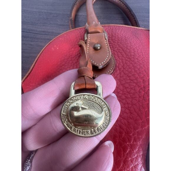 Vintage Dooney & Bourke all weather leather satchel bag. red pebbled leather - Picture 4 of 16